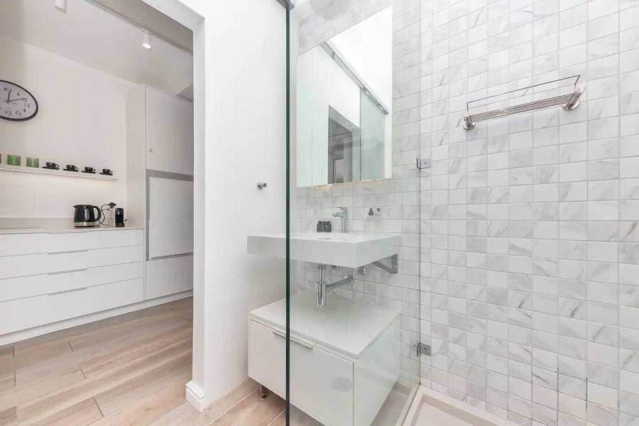 To Let 1 Bedroom Property for Rent in Mouille Point Western Cape